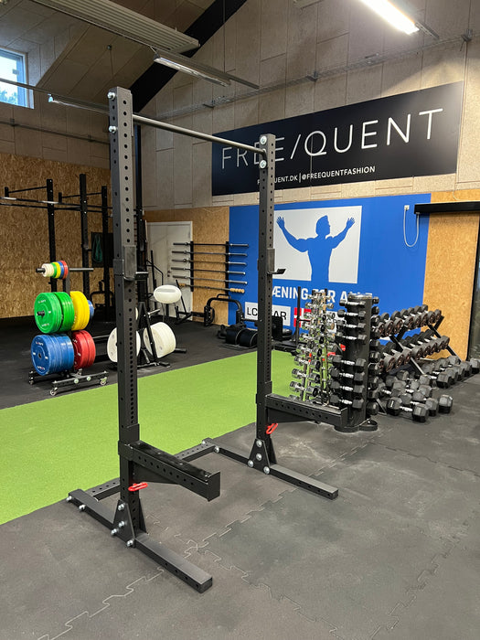 LOEFT SQUAT STAND HALF RACK